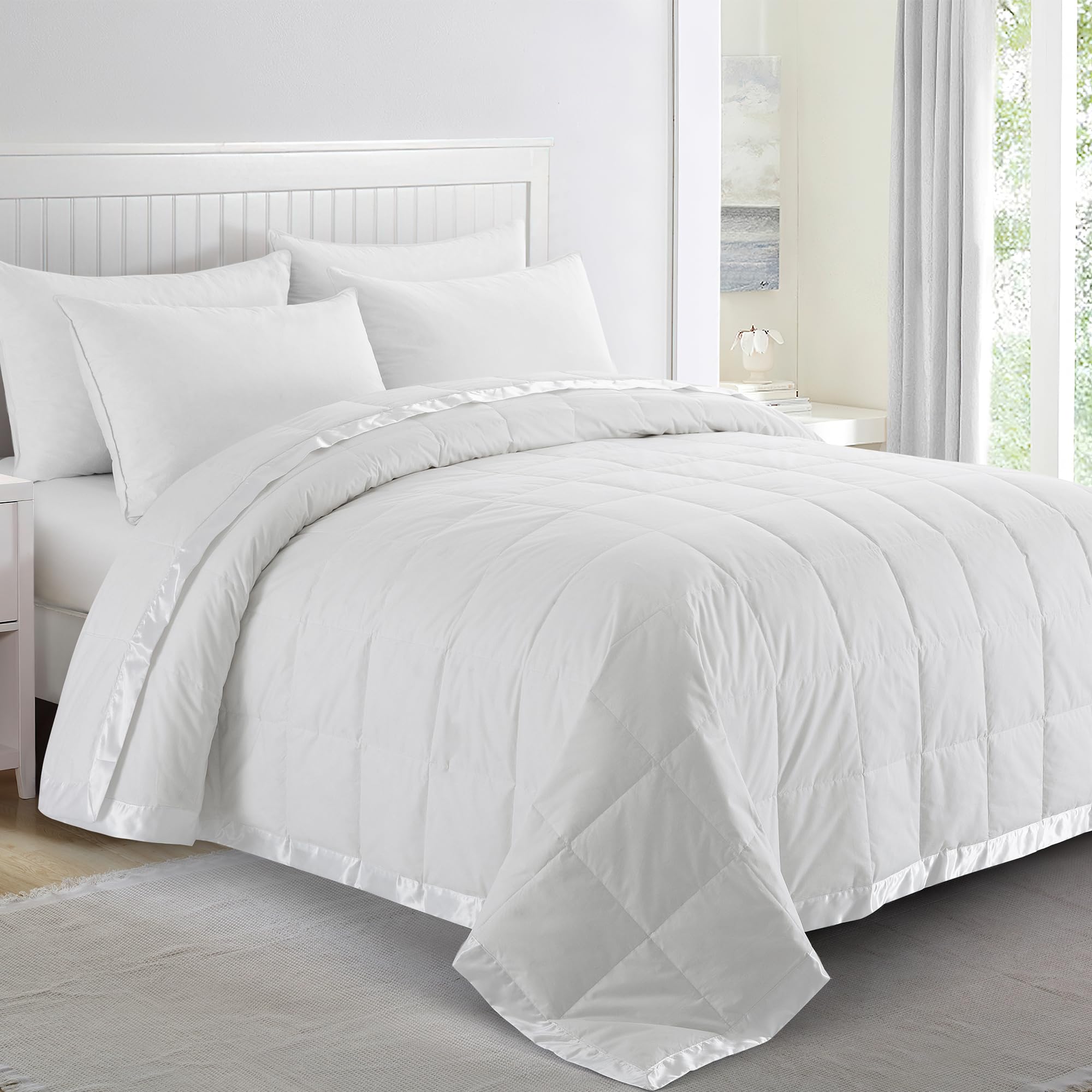 Lightweight Down Blanket