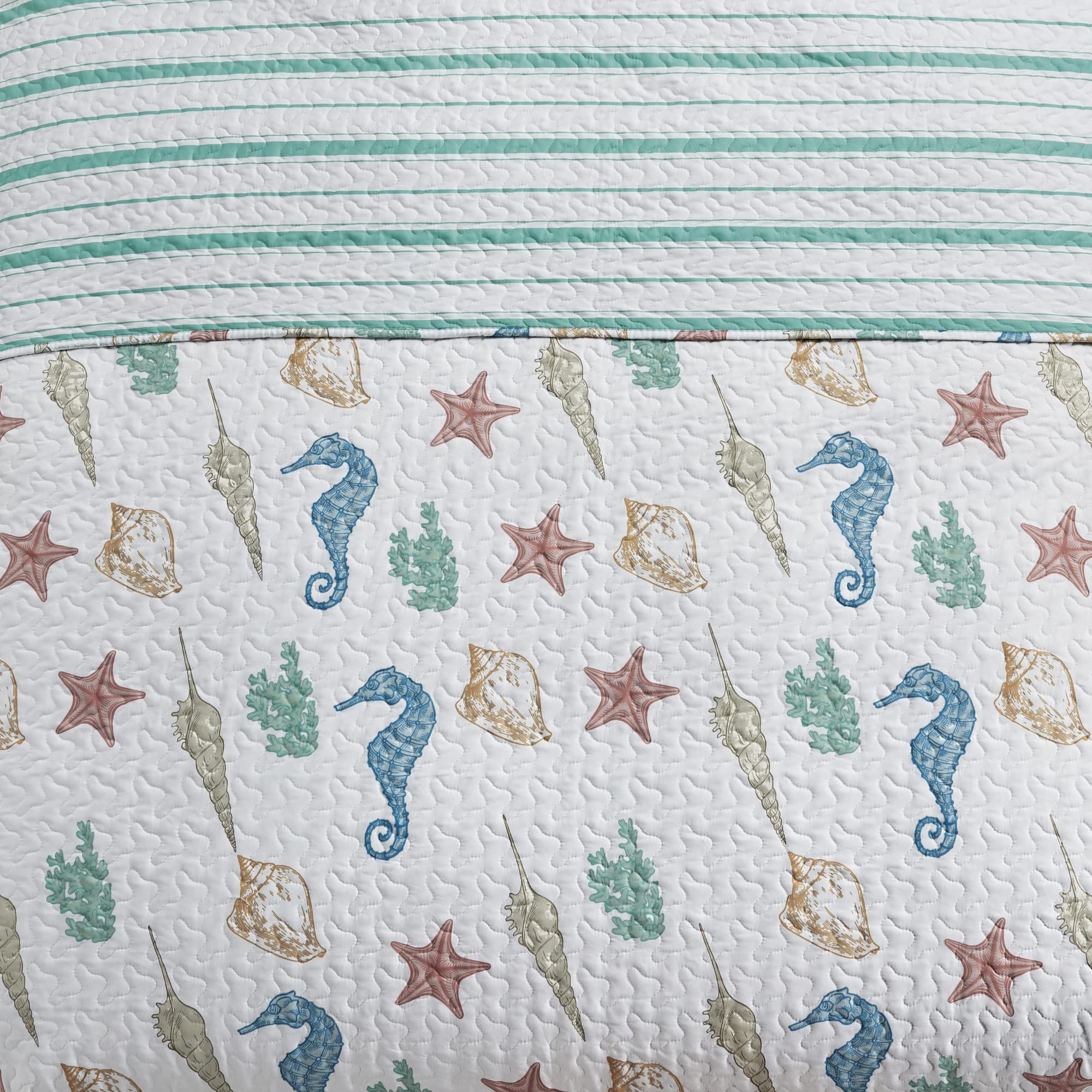 Coastal Quilt Set with Shams