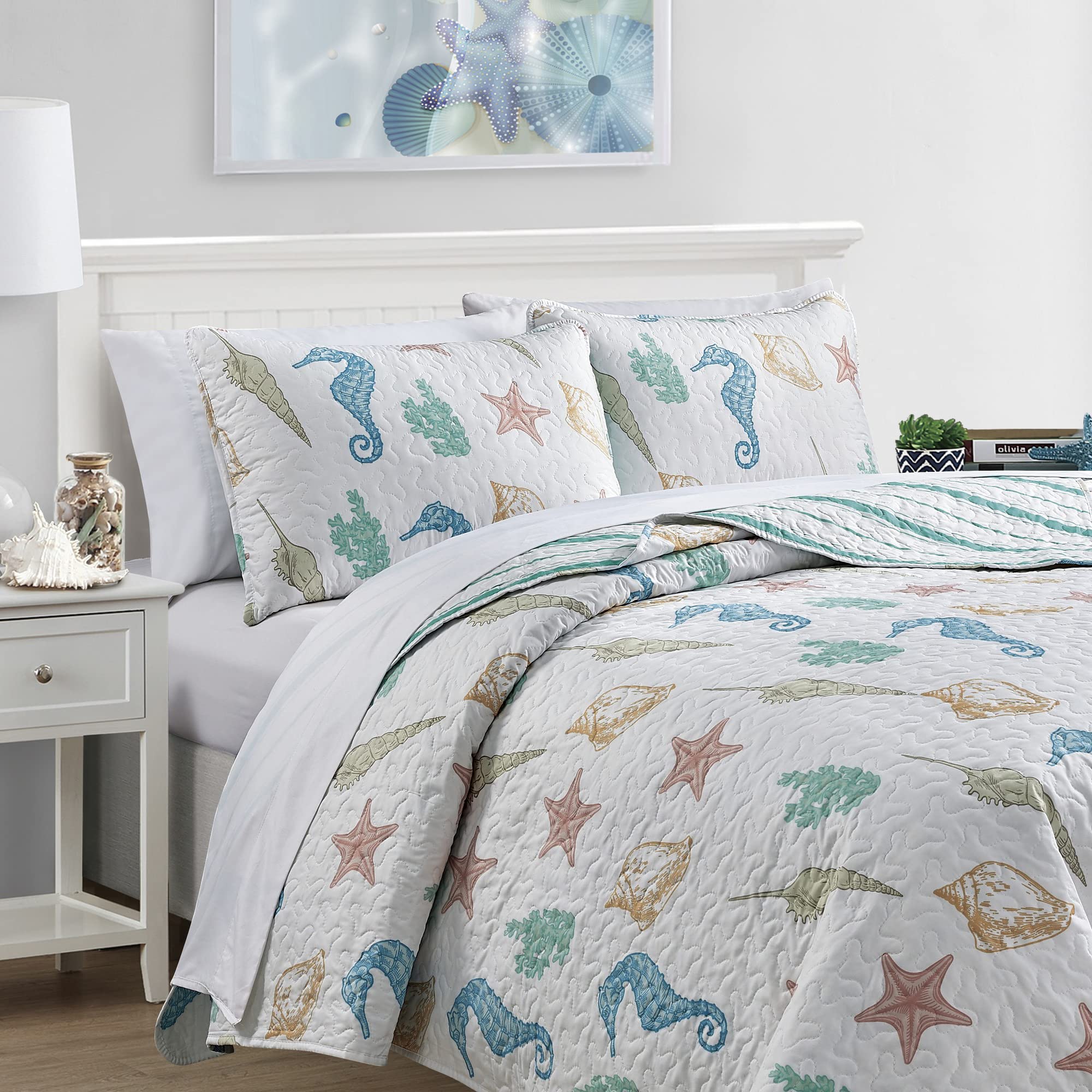 Coastal Quilt Set with Shams