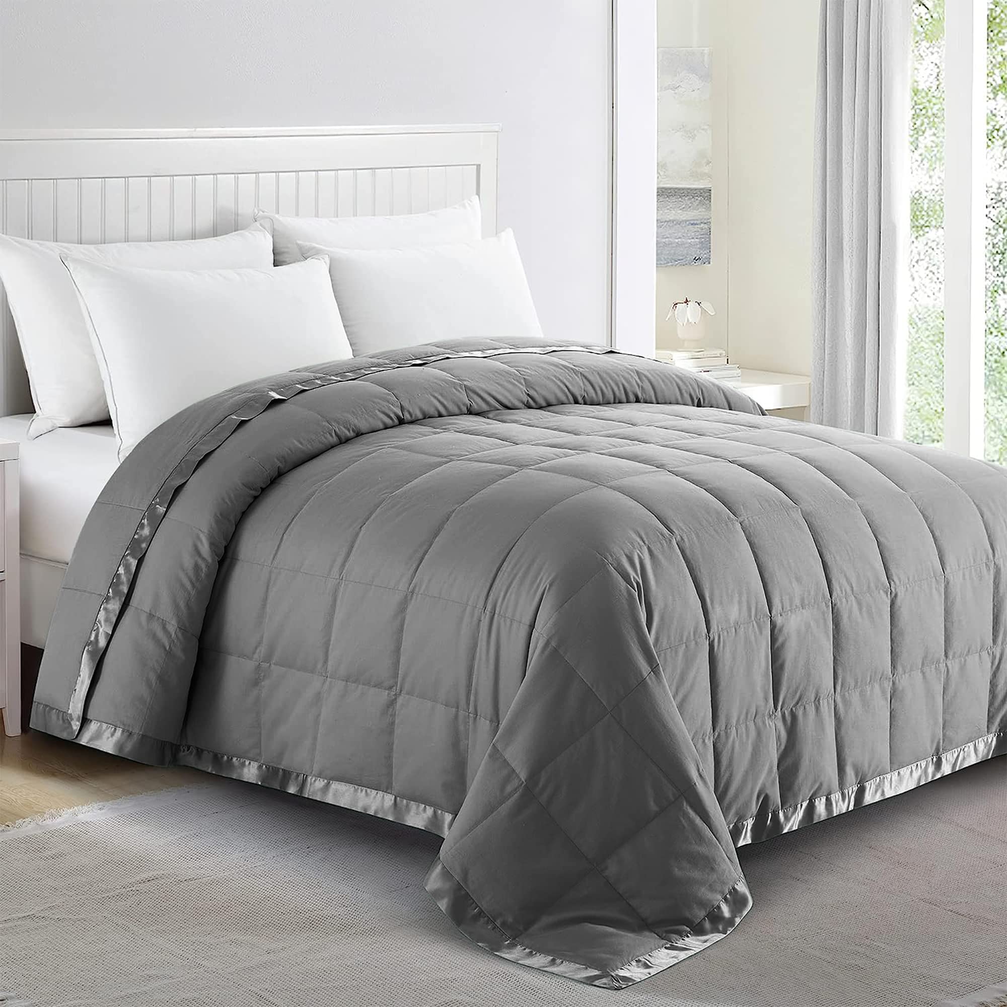 Lightweight Down Blanket