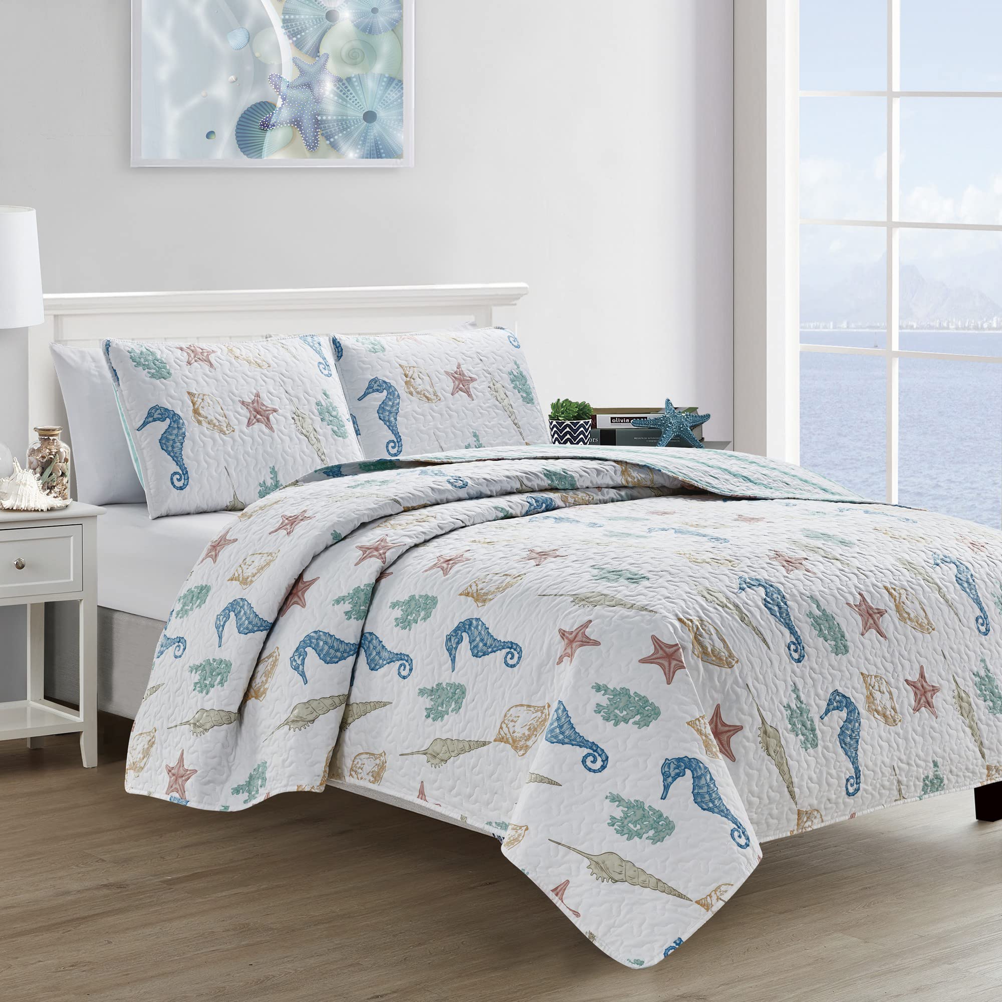 Coastal Quilt Set with Shams