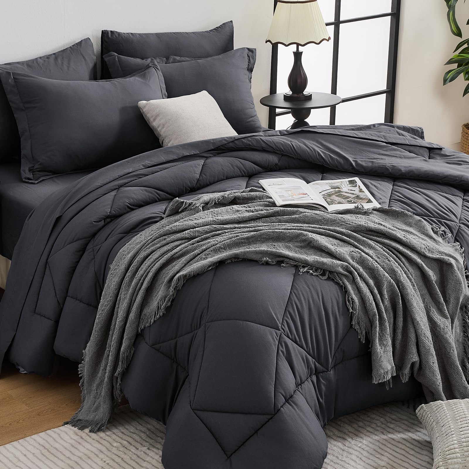 7 Piece Bedding Set
