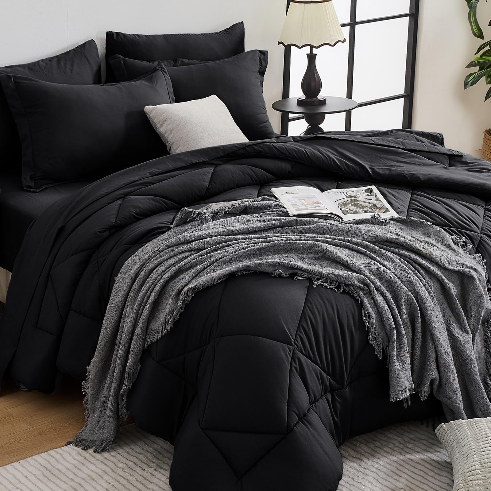 7 Piece Bedding Set
