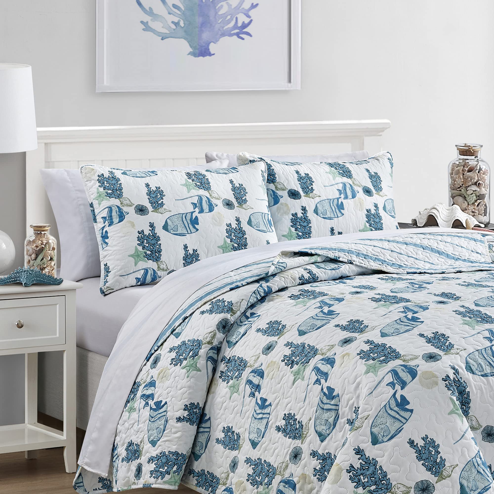 Coastal Quilt Set with Shams